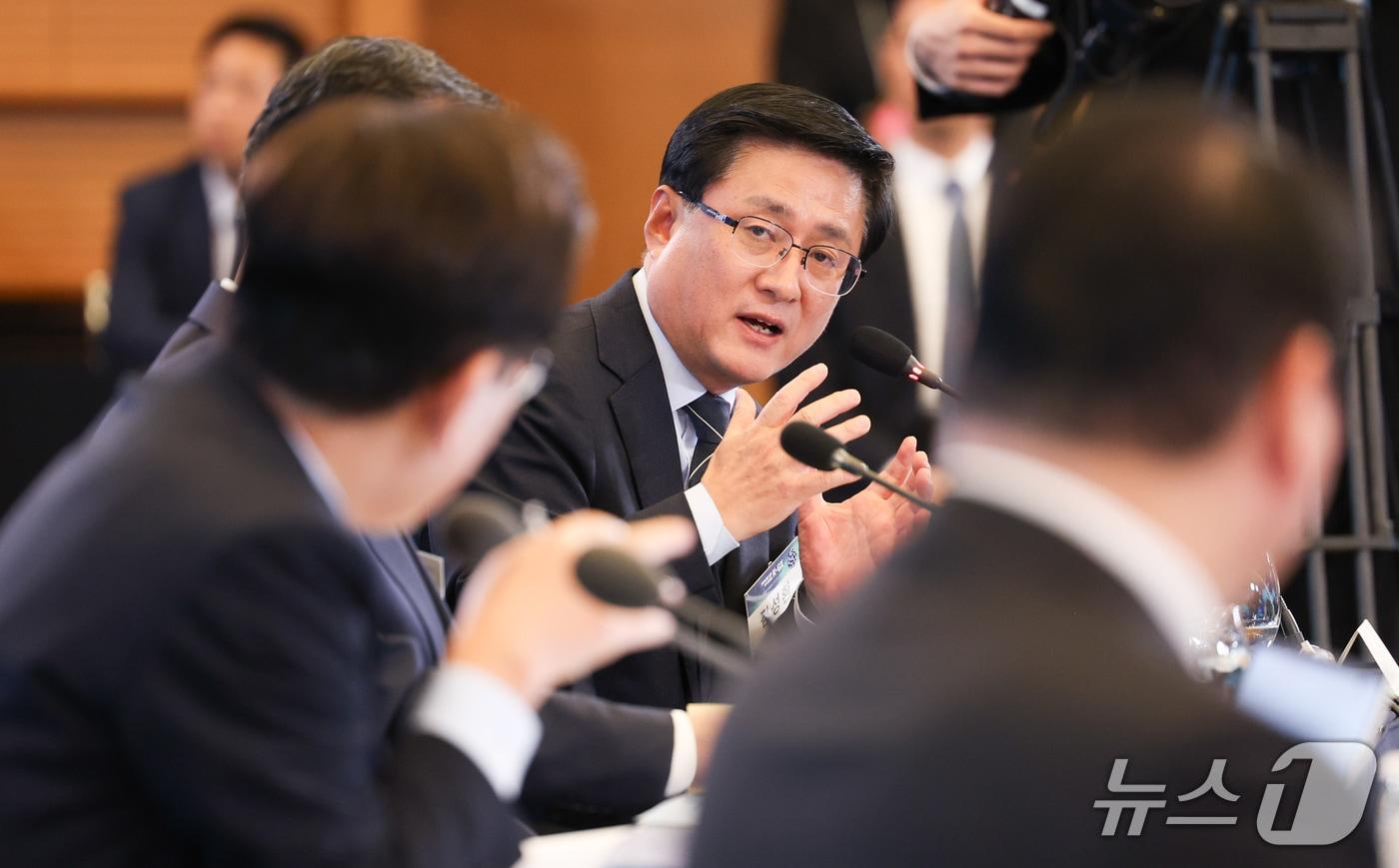 본문 이미지 - 김성환 기후에너지환경부 장관 2026.10.7 ⓒ 뉴스1 허경 기자