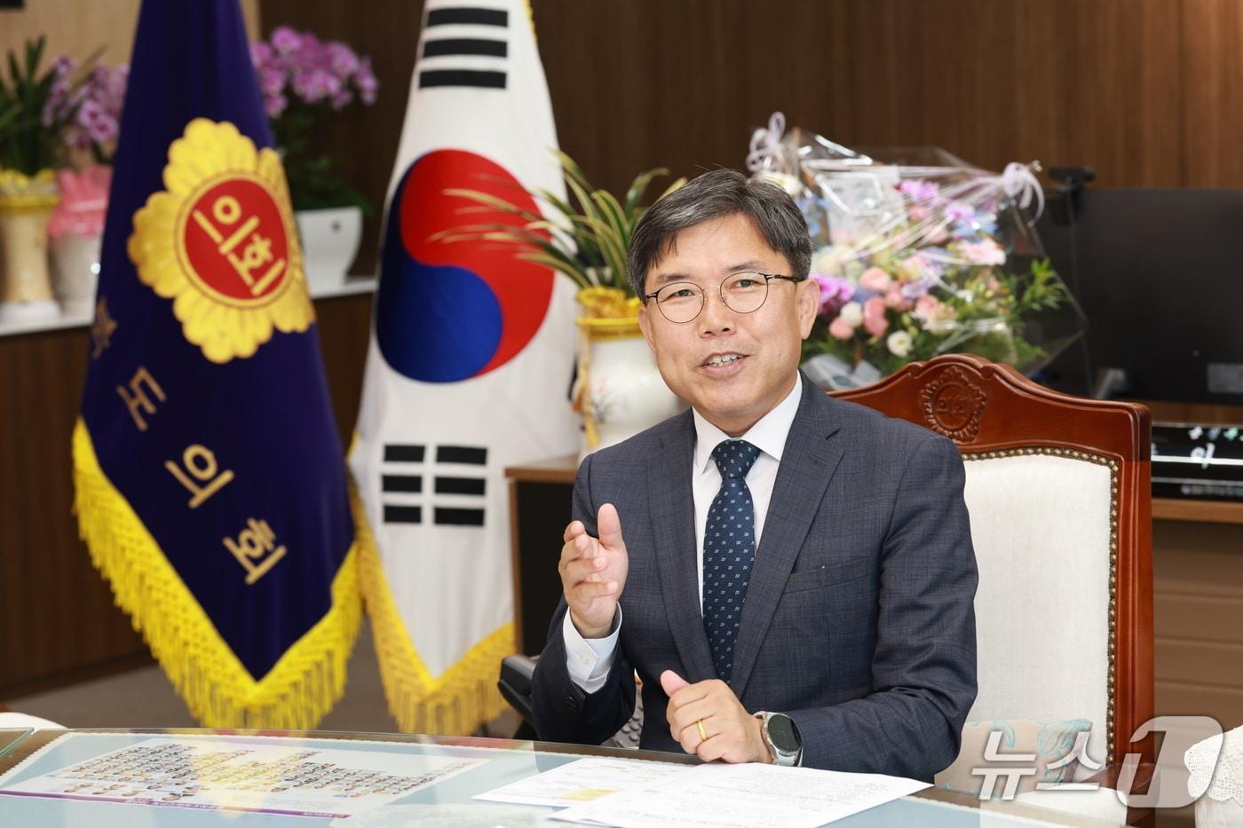 본문 이미지 - 이상식 충북도의장