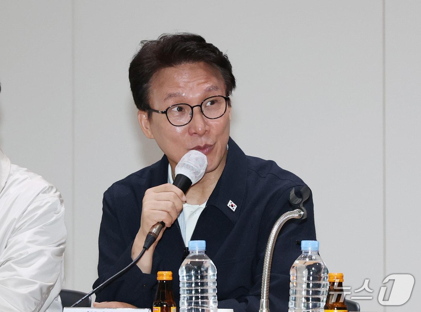 본문 이미지 - 김민석 더불어민주당 대표. 2026.10.8 ⓒ 뉴스1 김영운 기자