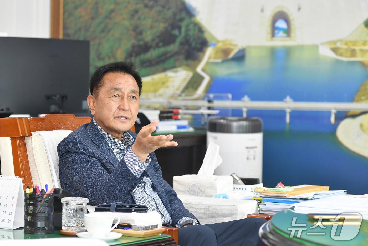 본문 이미지 - 김세훈 화천군수.(화천군 제공. 재판매 및 DB 금지) 