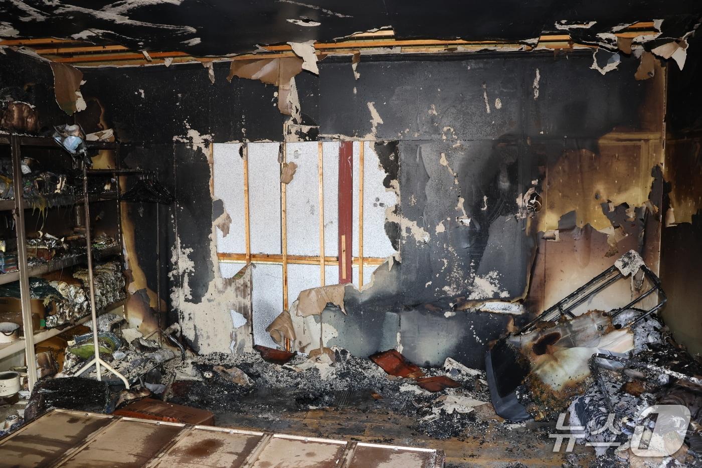 본문 이미지 - 화재 현장.(경기 구리소방서 제공. 재판매 및 DB 금지)/뉴스1