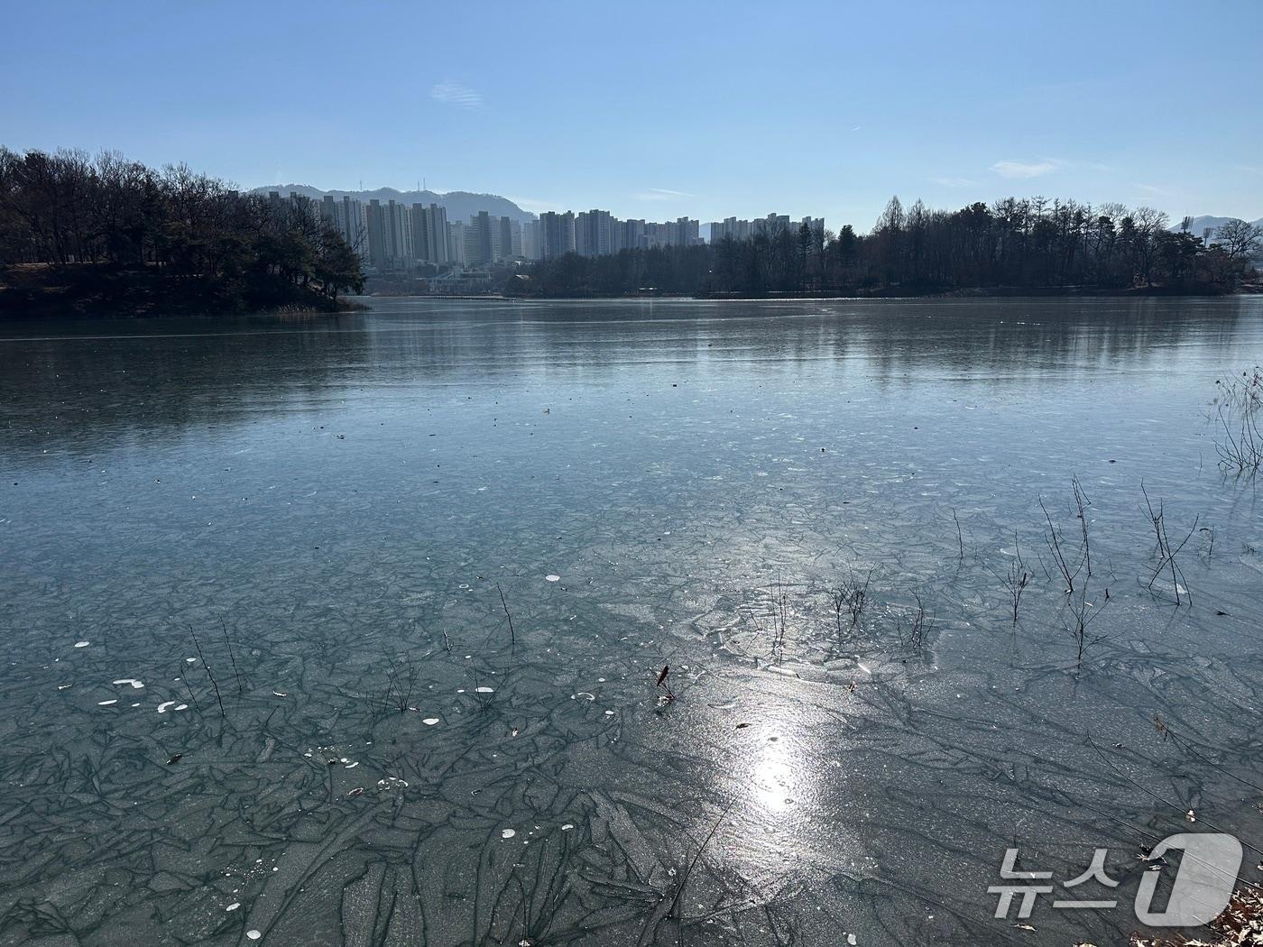 본문 이미지 -  충주 호암지/뉴스1