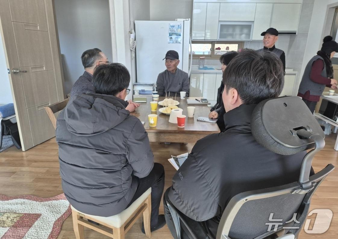 본문 이미지 - 춘천시, 지난 9일 북산면 대곡리 거주민들과 면담.(춘천시 제공, 재판매 및 DB금지)