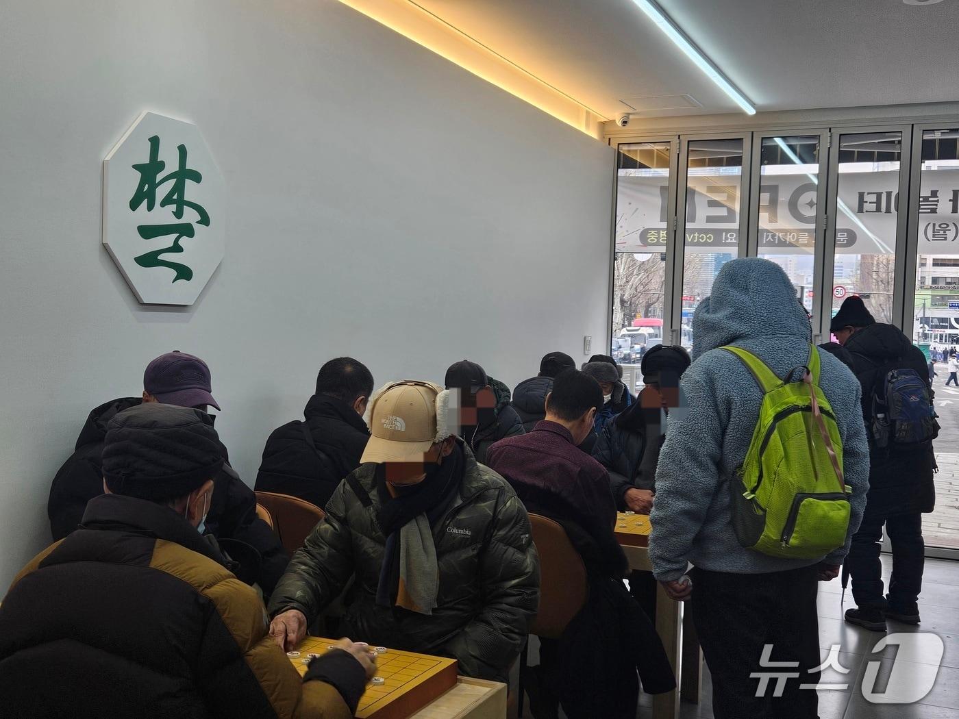 본문 이미지 - 10일 서울 종로구 낙원상가 1층에 위치한 탑골 어르신 문화 놀이터의 모습. 2026.2.10/뉴스1 ⓒ News1 유채연 기자