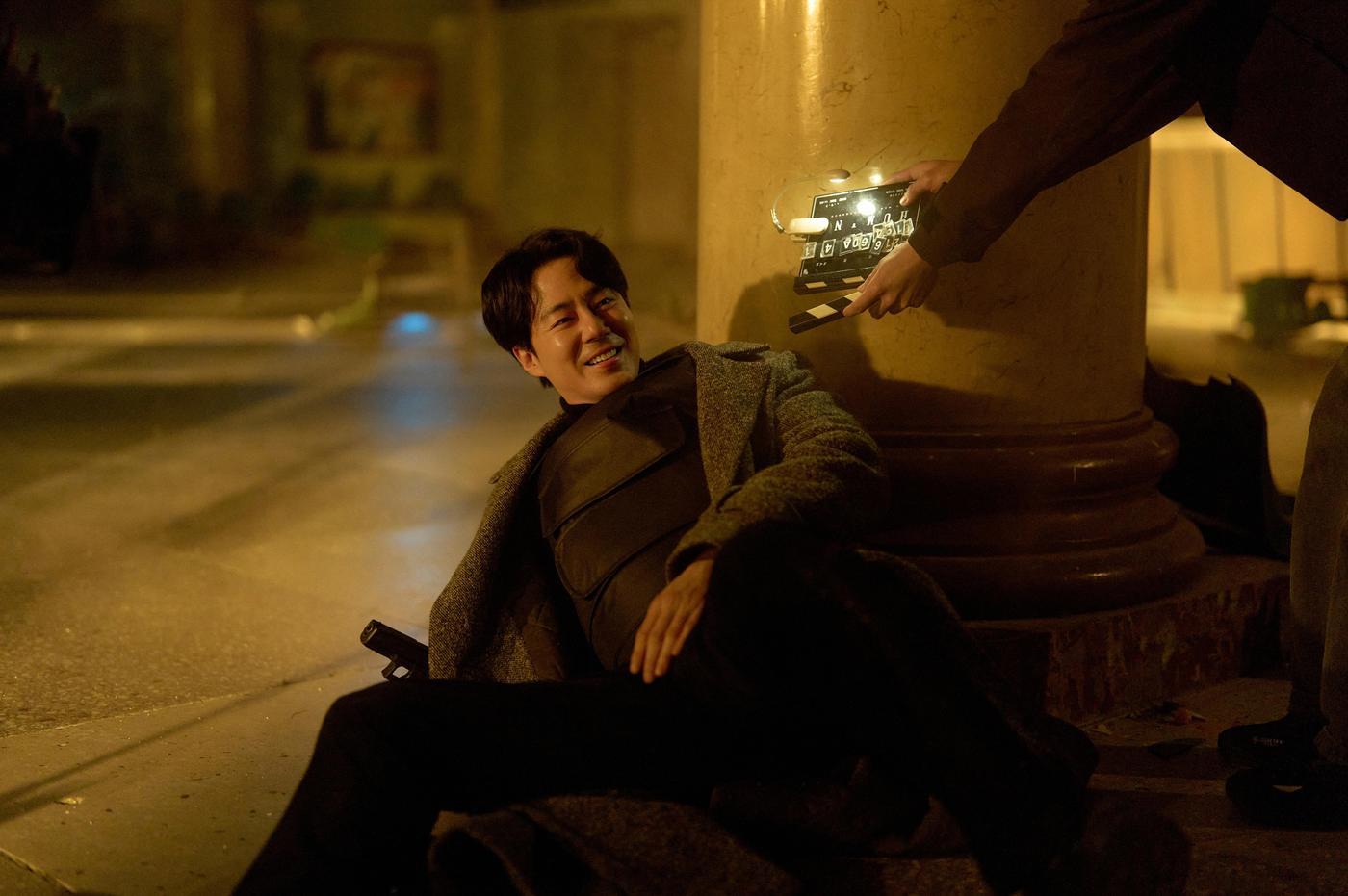 본문 이미지 - '휴민트' 비하인드 컷