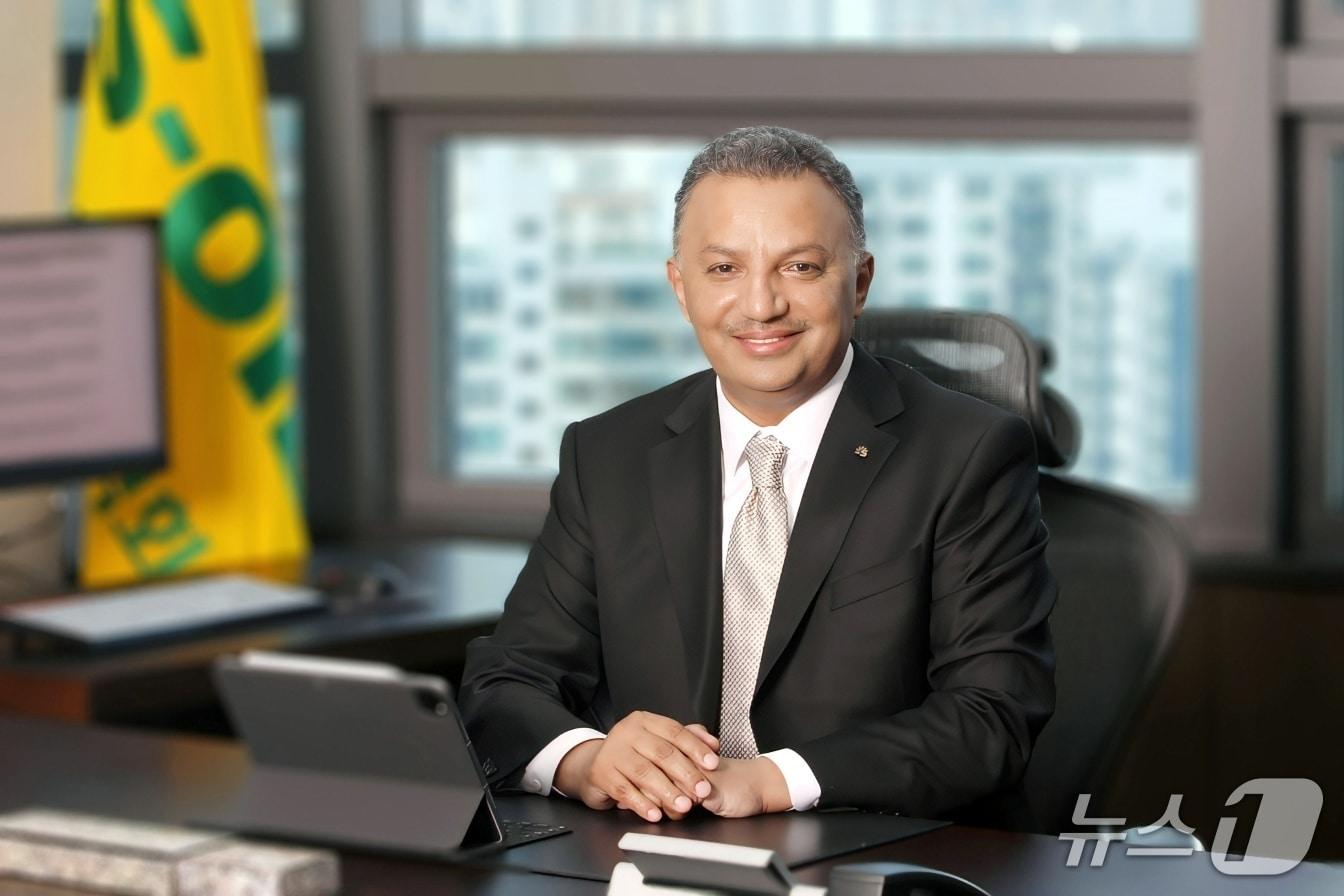 본문 이미지 - 안와르 알 히즈아지 에쓰오일 CEO 