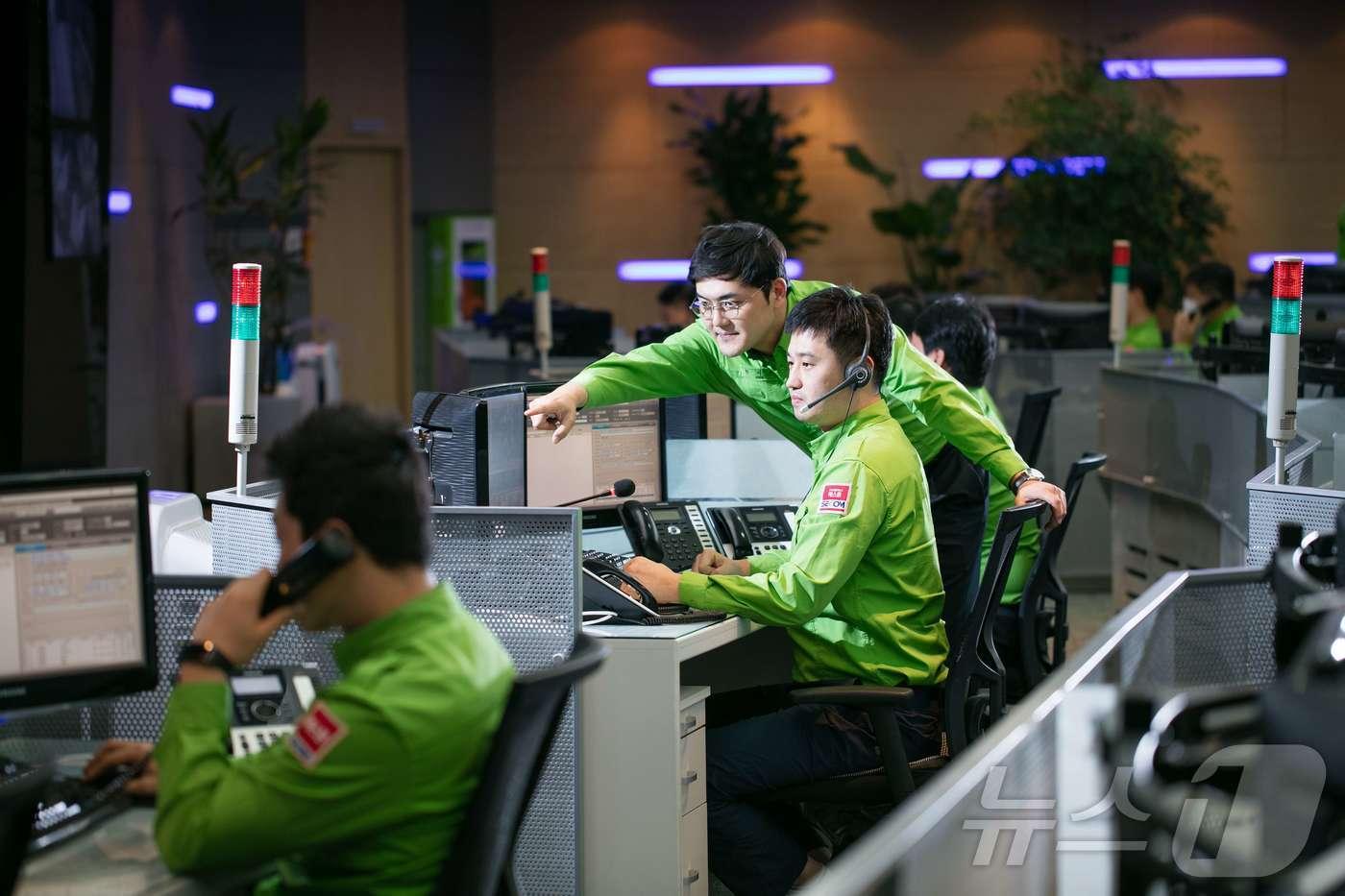 본문 이미지 - 에스원 수원 관제센터.2026.02.11/뉴스1(에스원 제공) ⓒ 뉴스1 김민수 기자