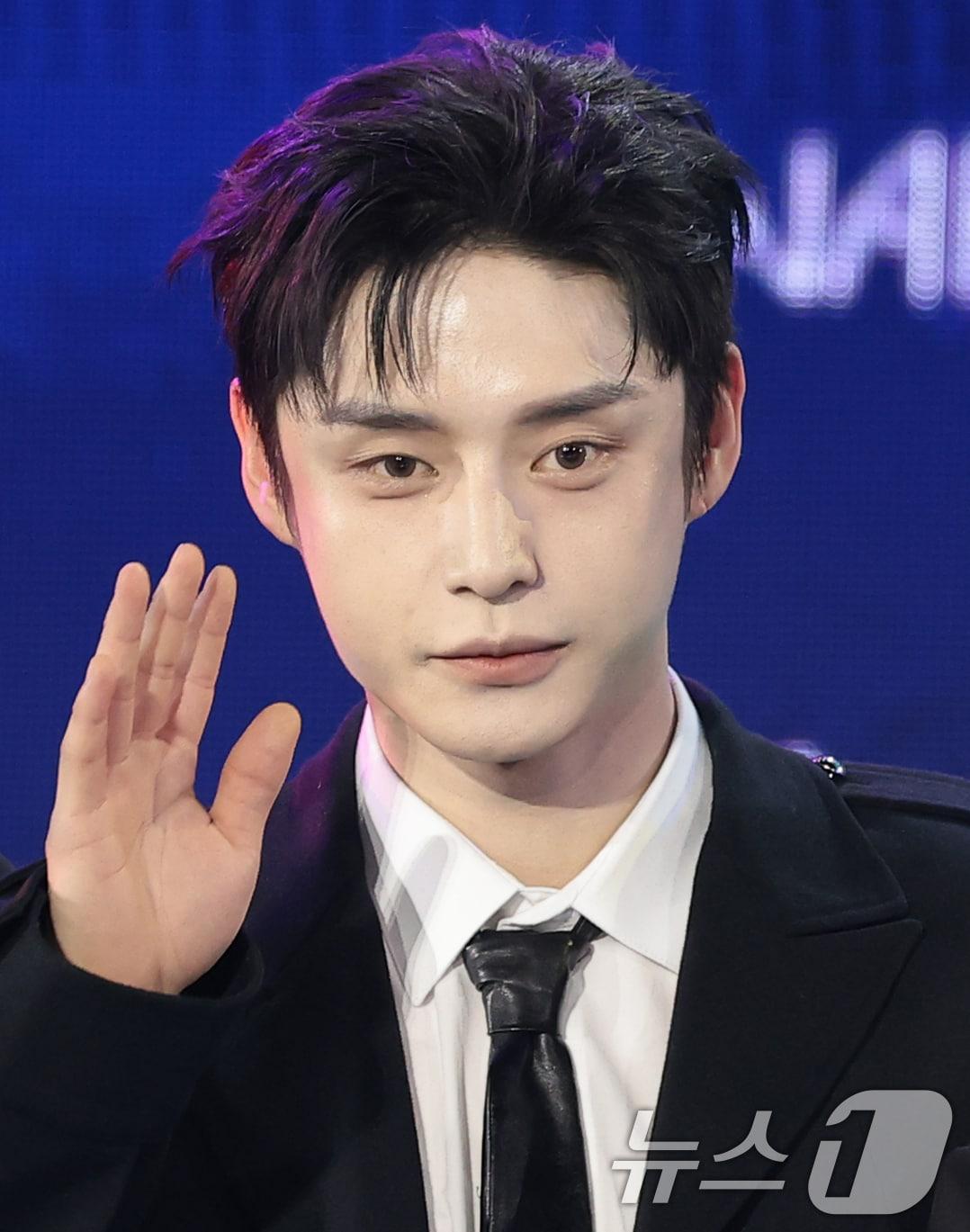 본문 이미지 - 제로베이스원 김지웅 ⓒ 뉴스1 권현진 기자