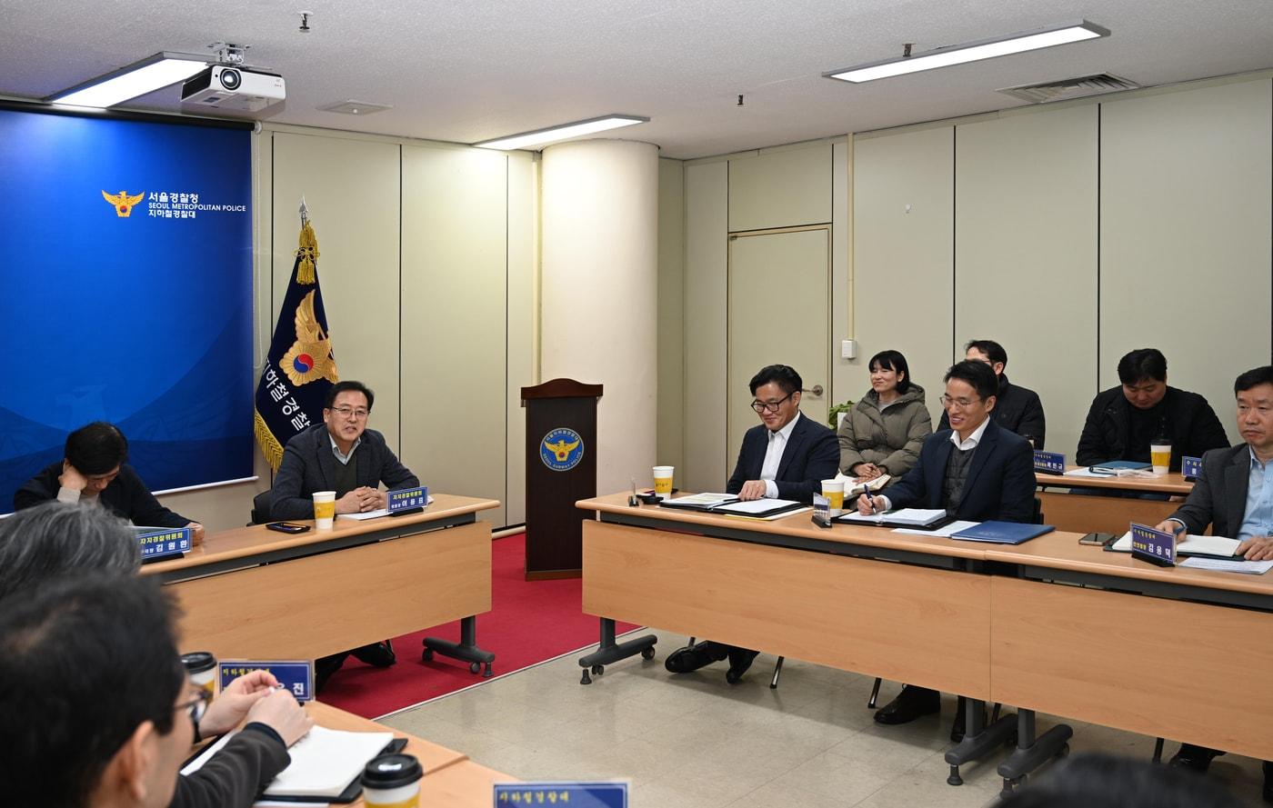 본문 이미지 - 지하철경찰대 현장점검(서울시 제공)