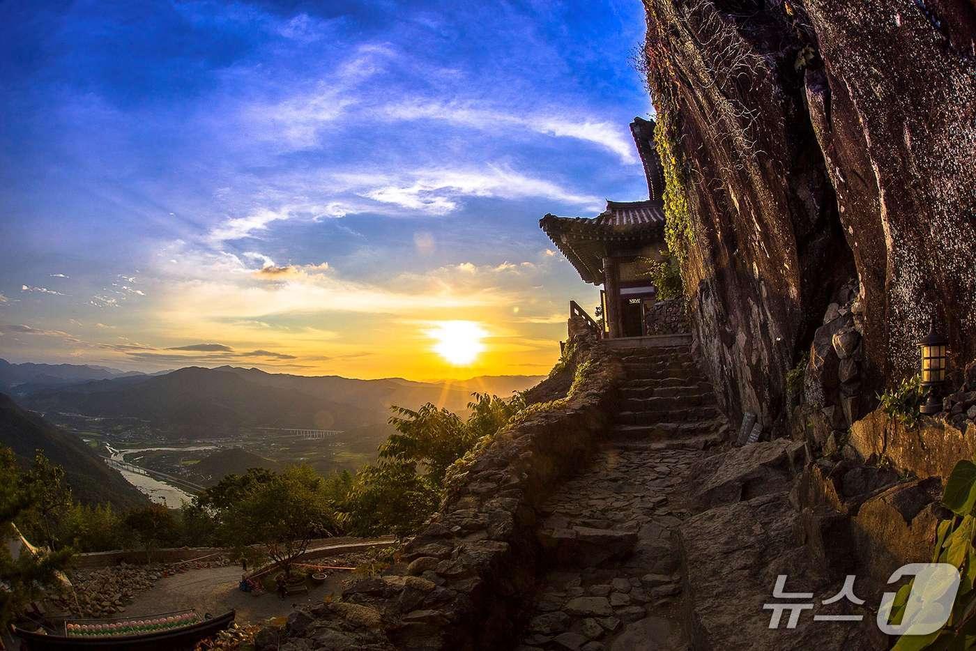 본문 이미지 - 구례 사성암 전경.(전남도 제공. 재판매 및 DB금지) 2025.2.12/뉴스1