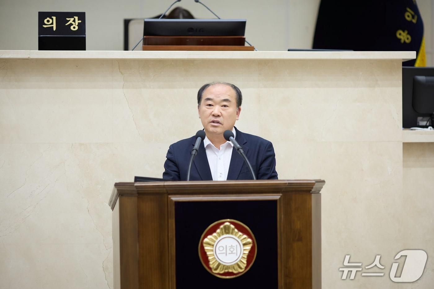 본문 이미지 - 김운봉 시의원.(시의회 제공)