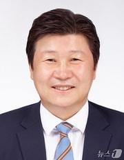 본문 이미지 - 김진석 용인시의원.(시의회 제공)