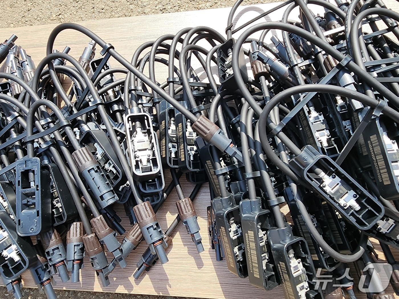 본문 이미지 - 적발된 물품(관세청 인천본부 세관 제공/뉴스1)