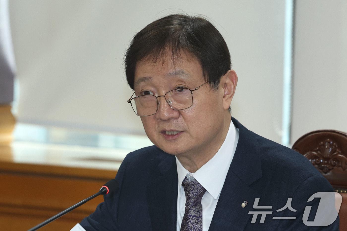 본문 이미지 - 이찬진 금융감독원장이 12일 오후 서울 중구 은행회관에서 열린 은행장과의 간담회에서 발언하고 있다. 2026.2.12 ⓒ 뉴스1 이광호 기자