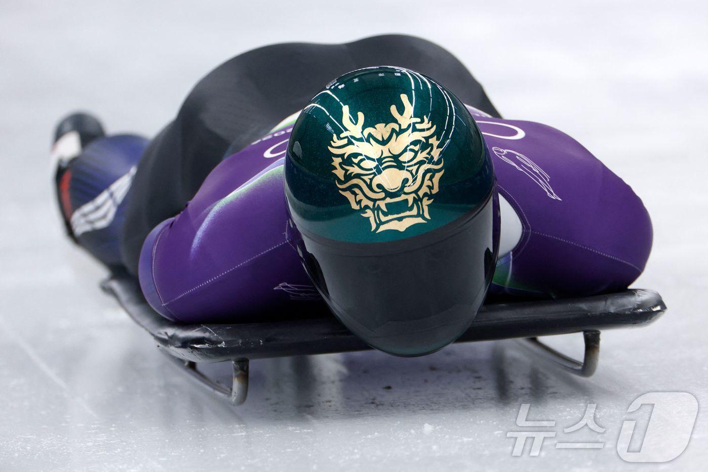 본문 이미지 - 2026 밀라노·코르티나담페초 동계 올림픽 남자 스켈레톤에 출전한 정승기. ⓒ AFP=뉴스1