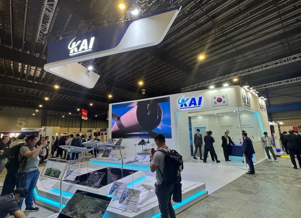본문 이미지 - 사우디아라비아 수도 리야드에서 8일(현지시각)부터 12일까지 개최된 글로벌 방산 전시회 'WDS 2026'에 한국항공우주산업(KAI)의 부스가 마련된 모습(자료사진. KAI 제공). 2026.02.13.