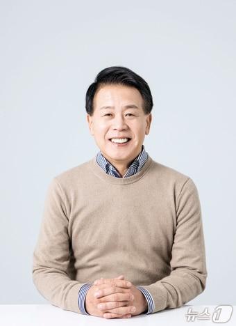 본문 이미지 -  안교재 협회장