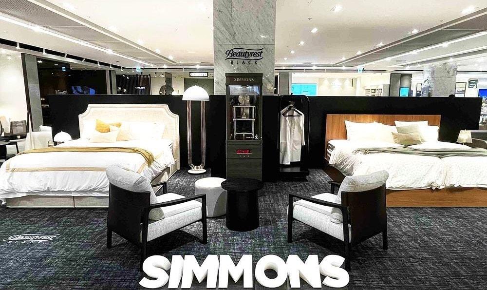 본문 이미지 - 시몬스 침대 현대백화점 무역센터점 뷰티레스트 블랙 팝업스토어(시몬스 제공)
