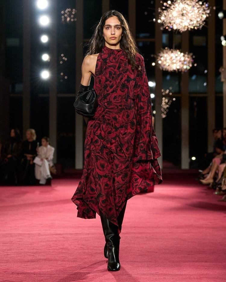 본문 이미지 - 사진=마이클 코어스(MICHAEL KORS) 제공