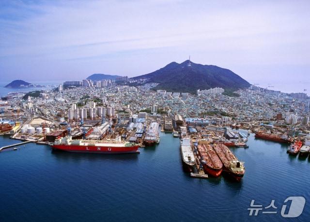 본문 이미지 - HJ중공업 영도조선소 전경.(HJ중공업 제공. 재판매 및 DB금지)