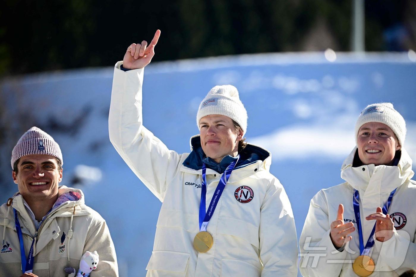 본문 이미지 - 통산 9번째 금메달을 목에 건 클레보 ⓒ AFP=뉴스1