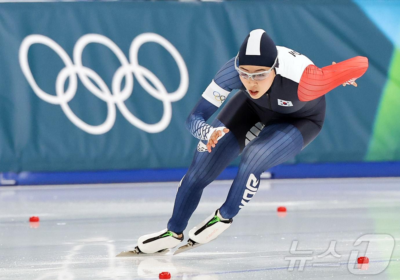 본문 이미지 - 스피드스케이팅 국가대표 이나현. 2026.2.16 ⓒ 뉴스1 김진환 기자