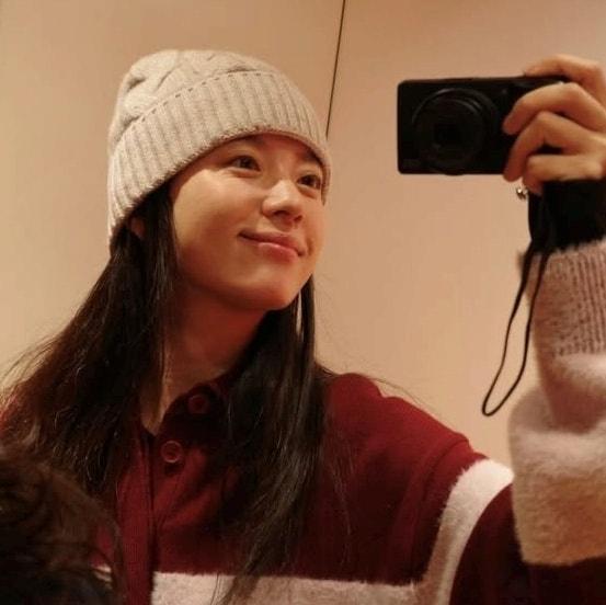 본문 이미지 - 배우 한효주 인스타그램 이미지