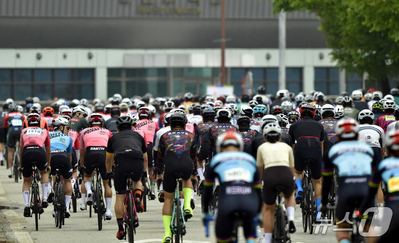 본문 이미지 - 지난해 5월 화천에서 열린 2025 화천 DMZ 랠리.(화천군 제공, 재판매 및 DB금지)