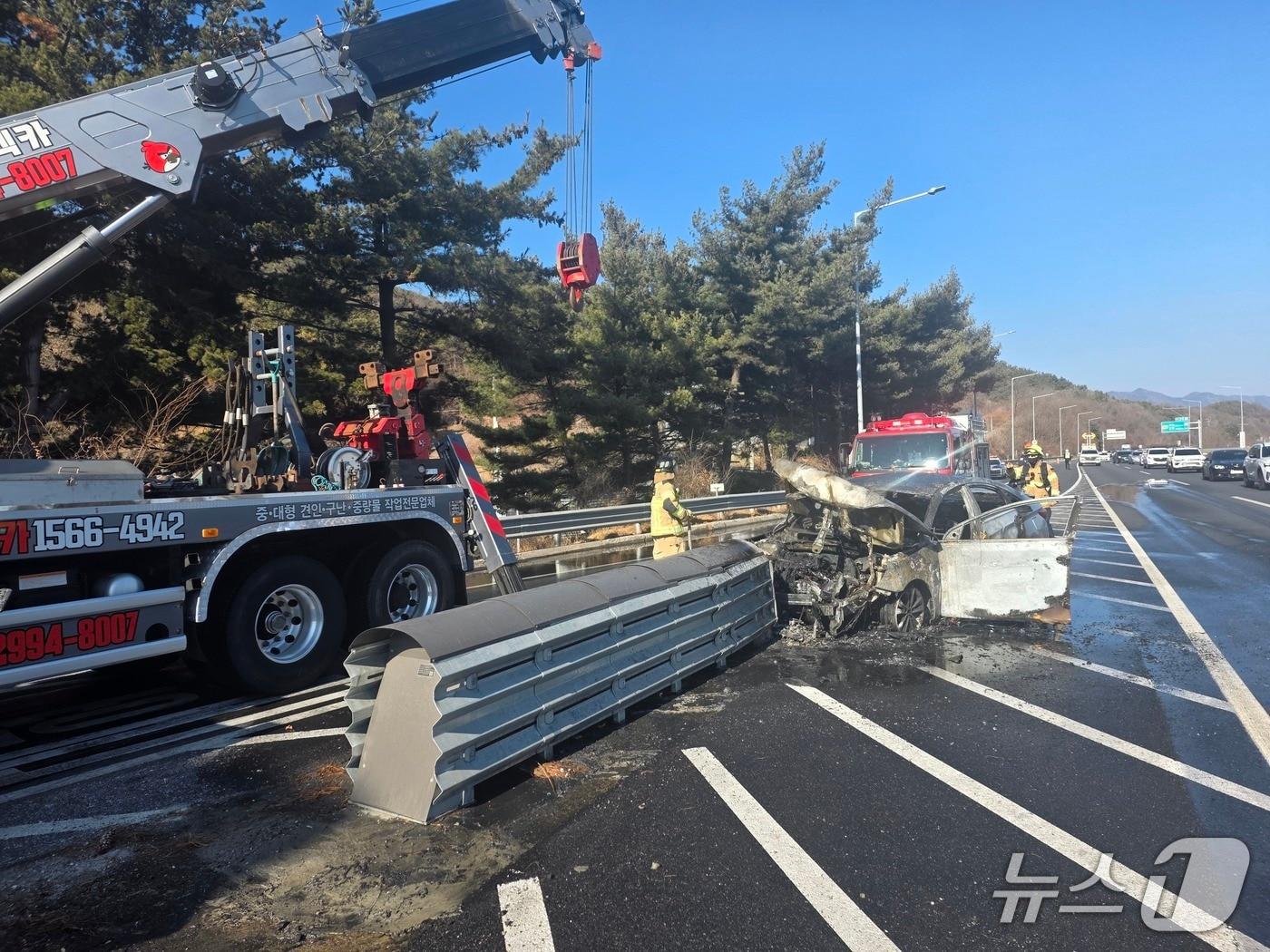 본문 이미지 - 사고 현장 모습.(독자 송영훈 씨 제공. 재판매 및 DB금지)/뉴스1