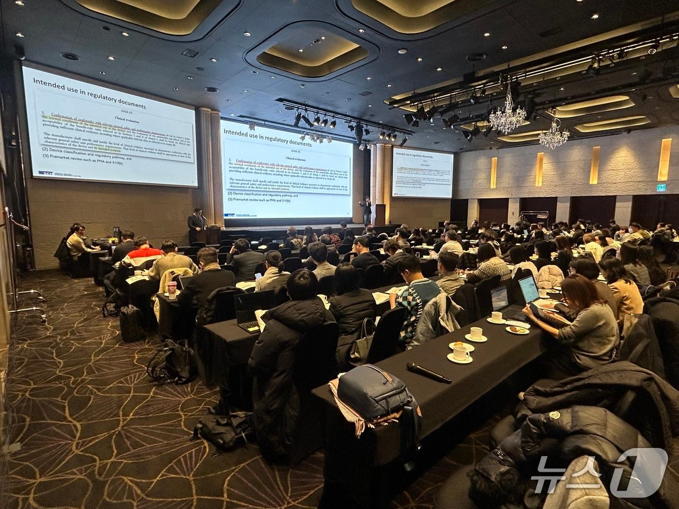 본문 이미지 - 13일 서울 서초구 엘타워에서 '2026년도 범부처 첨단 의료기기 연구개발사업 신규지원 대상과제 사업설명회'가 열렸다. 2026.2.13 ⓒ 뉴스1 문대현 기자