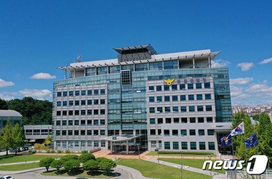 본문 이미지 - 강원경찰청 전경./뉴스1