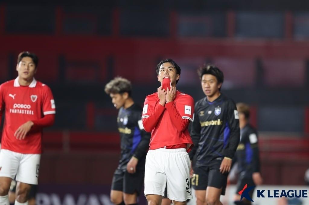 본문 이미지 - 포항 스틸러스의 니시야 겐토(한국프로축구연맹 제공) 