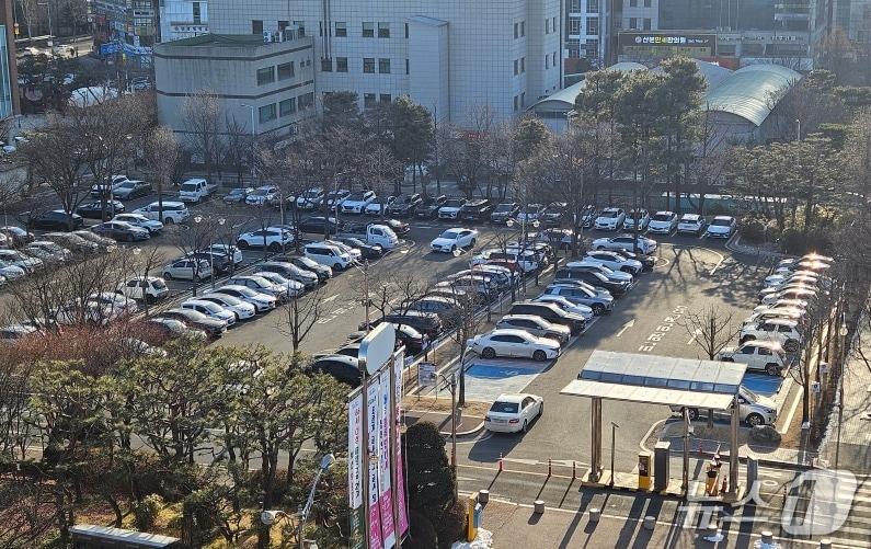 본문 이미지 - 경기 군포시청 부설(민원)주차장. (군포시 제공. 재판매 및 DB 금지) 2026.2.2/뉴스1