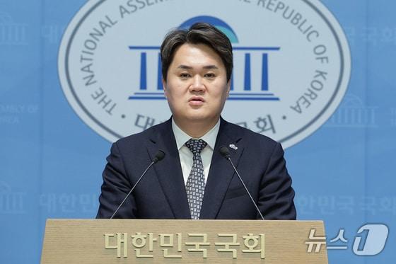 본문 이미지 - 김지호 더불어민주당 대변인. 2025.9.29 ⓒ 뉴스1 신웅수 기자