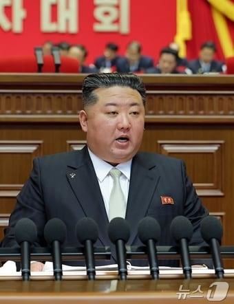 본문 이미지 - (평양 노동신문=뉴스1) = 김정은 북한 노동당 총비서. [국내에서만 사용가능. 재배포 금지. DB 금지. For Use Only in the Republic of Korea. Redistribution Prohibited] rodongphoto@news1.kr