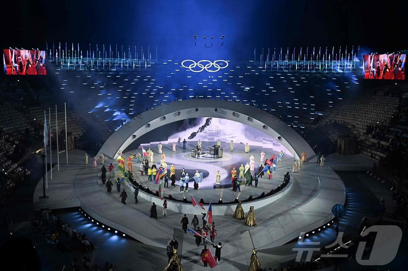 본문 이미지 - 2026 밀라노·코르티나담페초 동계 올림픽 폐회식이 23일(한국시간) 이탈리아 베로나 아레나에서 열렸다.  ⓒ AFP=뉴스1