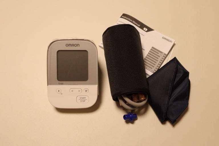 본문 이미지 - 가정용 혈압계(강북구 제공)