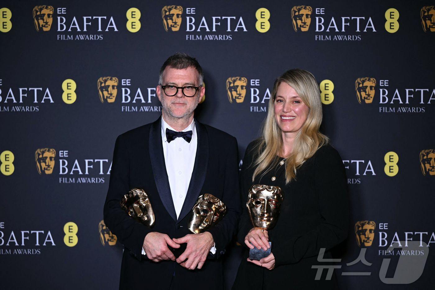 본문 이미지 - 폴 토마스 앤더슨 감독(왼쪽)ⓒ AFP=뉴스1