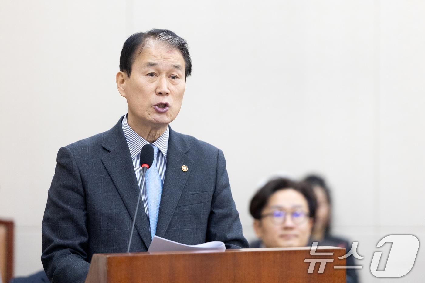 본문 이미지 - 권오을 국가보훈부 장관.  ⓒ 뉴스1 이승배 기자