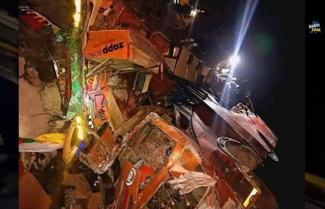 본문 이미지 - '다딩 트리슐리강 버스 사고'라고 올라온 영상 중 일부. (유튜브 @babingaha 캡쳐)