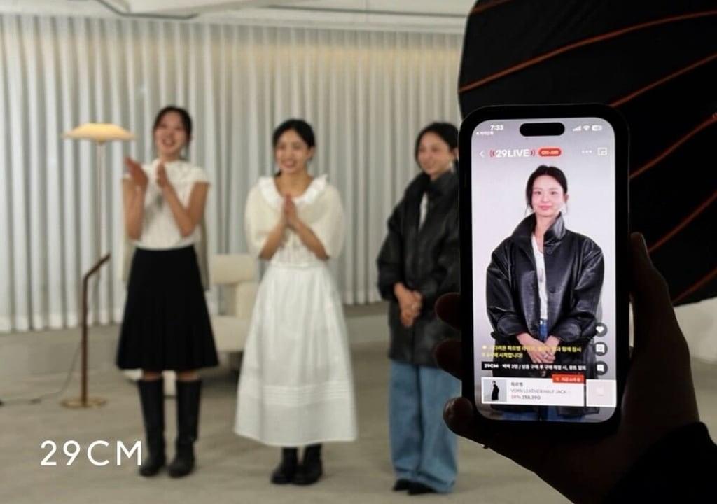 본문 이미지 - 파르벵 29라이브 현장스케치(29CM 제공)