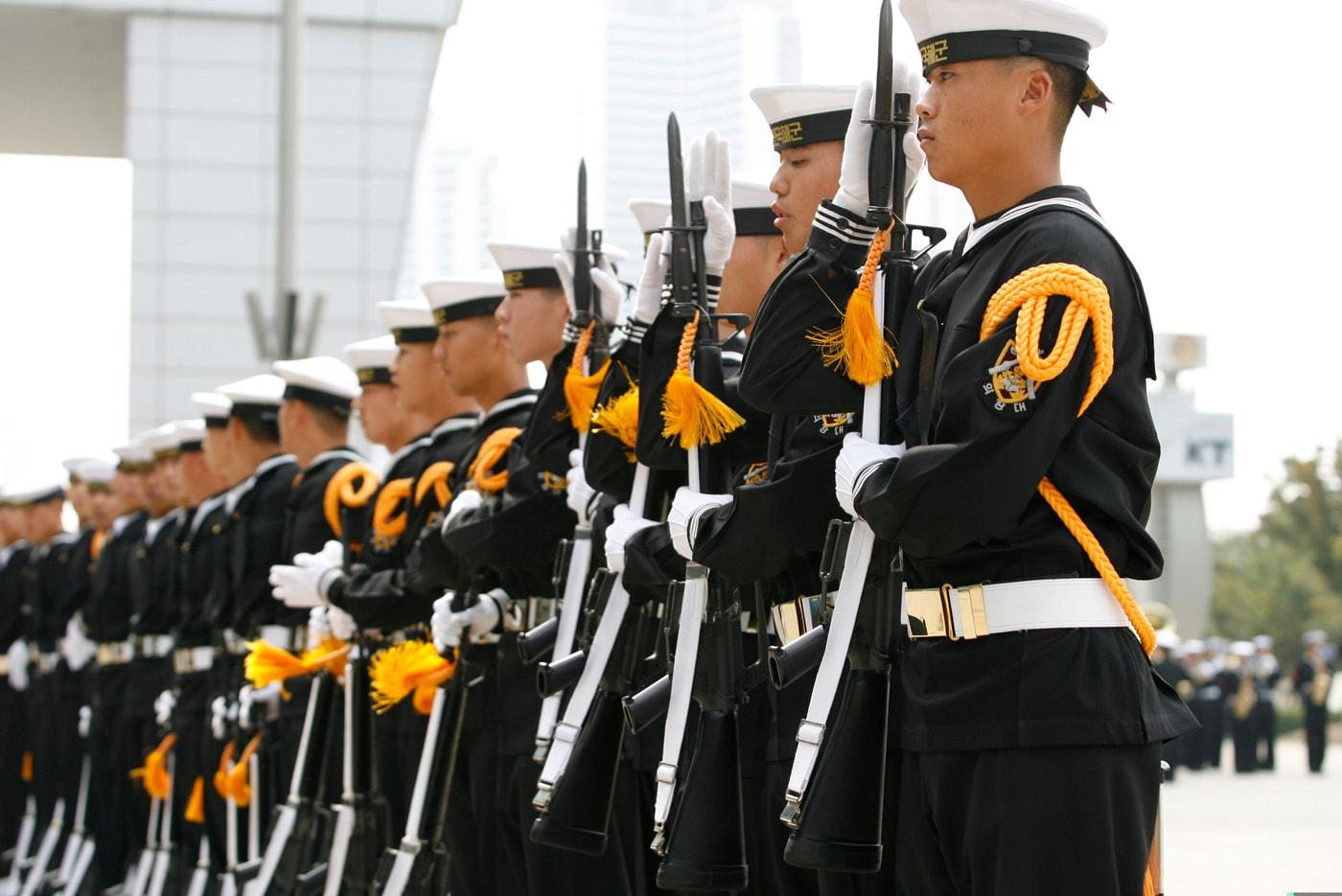 본문 이미지 - 해군 의장대(국립중앙박물관 제공)