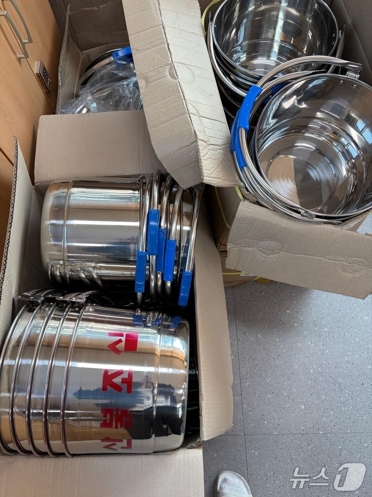 본문 이미지 - 재처리 용기.(양양군 제공, 재판매 및 DB 금지) 2026.2.24/뉴스1