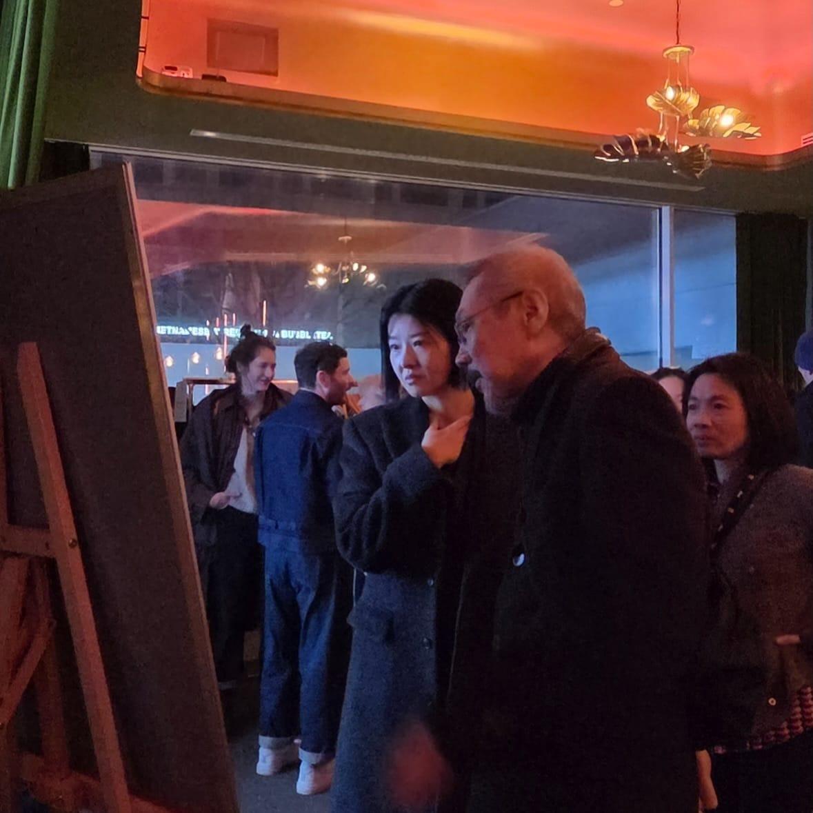 본문 이미지 - 홍상수 감독과 송선미(송선미 SNS)