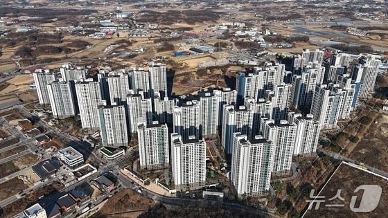 본문 이미지 -  음성 대소면 성본 산단 공동주택 단지.(자료사진)/뉴스1