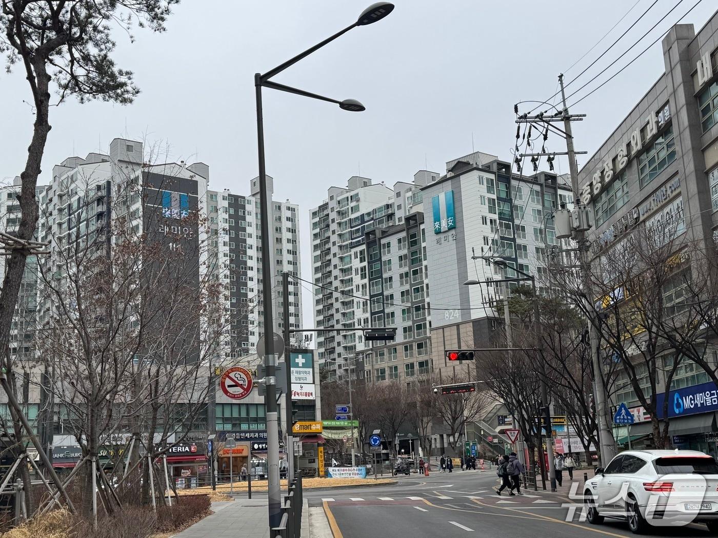 본문 이미지 - 24일 오전 서울 성북구 '길음 뉴타운' 일대. 2026.2.24 ⓒ 뉴스1 윤주현 기자