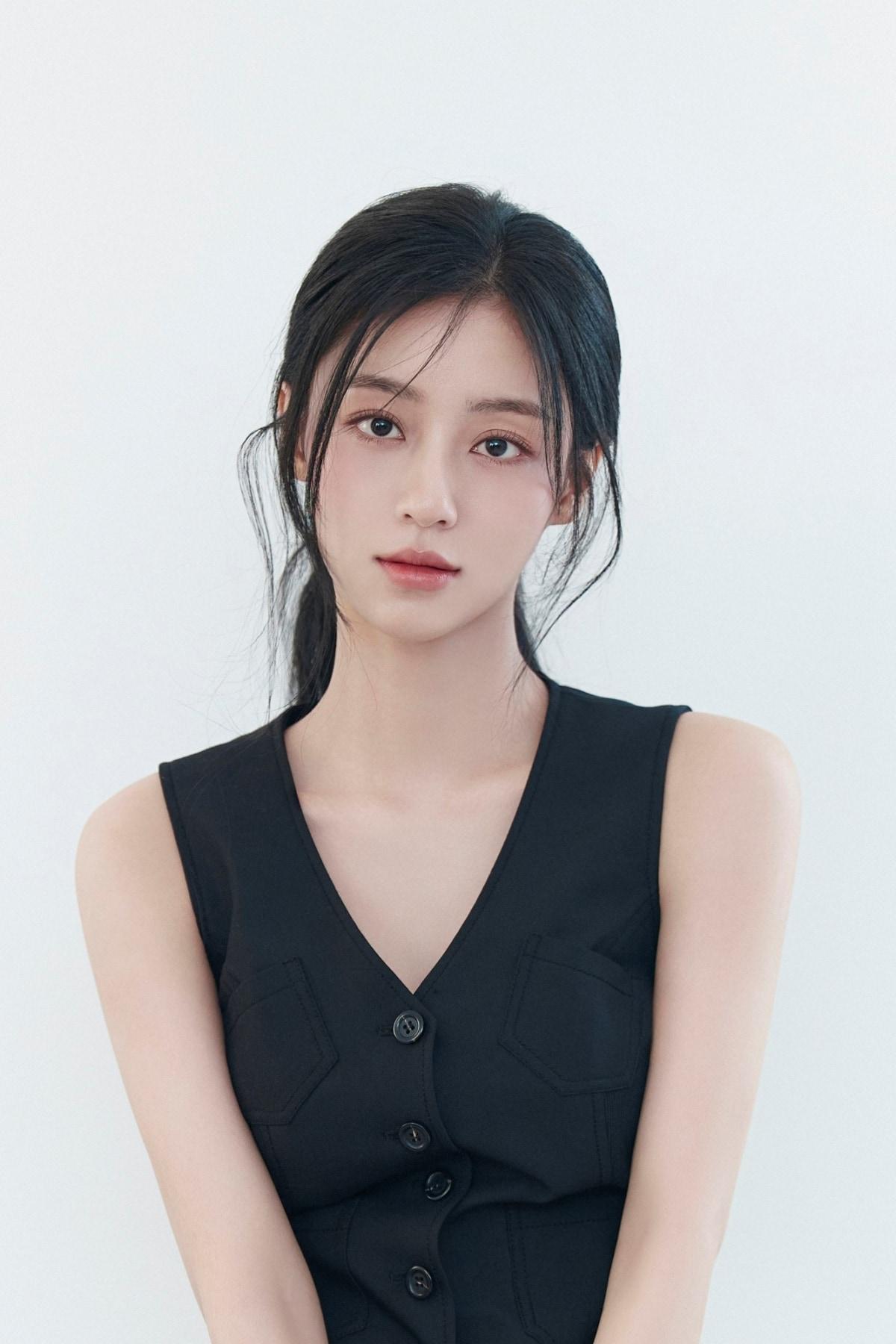 본문 이미지 - 배우 강민아 / 블리츠웨이 제공