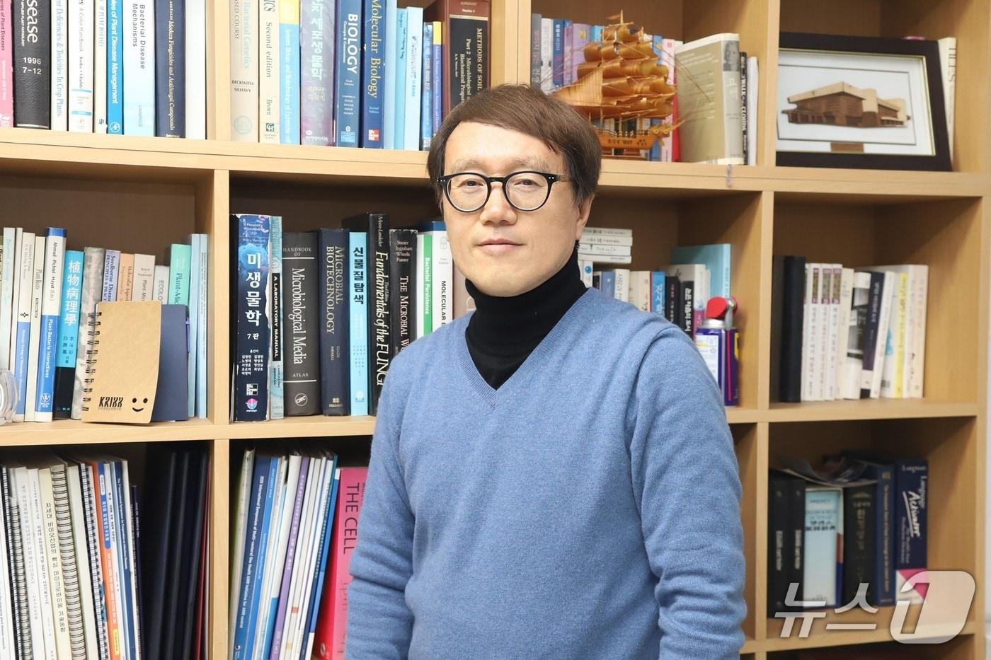 본문 이미지 - 류충민 한국생명공학연구원 감염병연구센터 박사(생명연 제공) /뉴스1