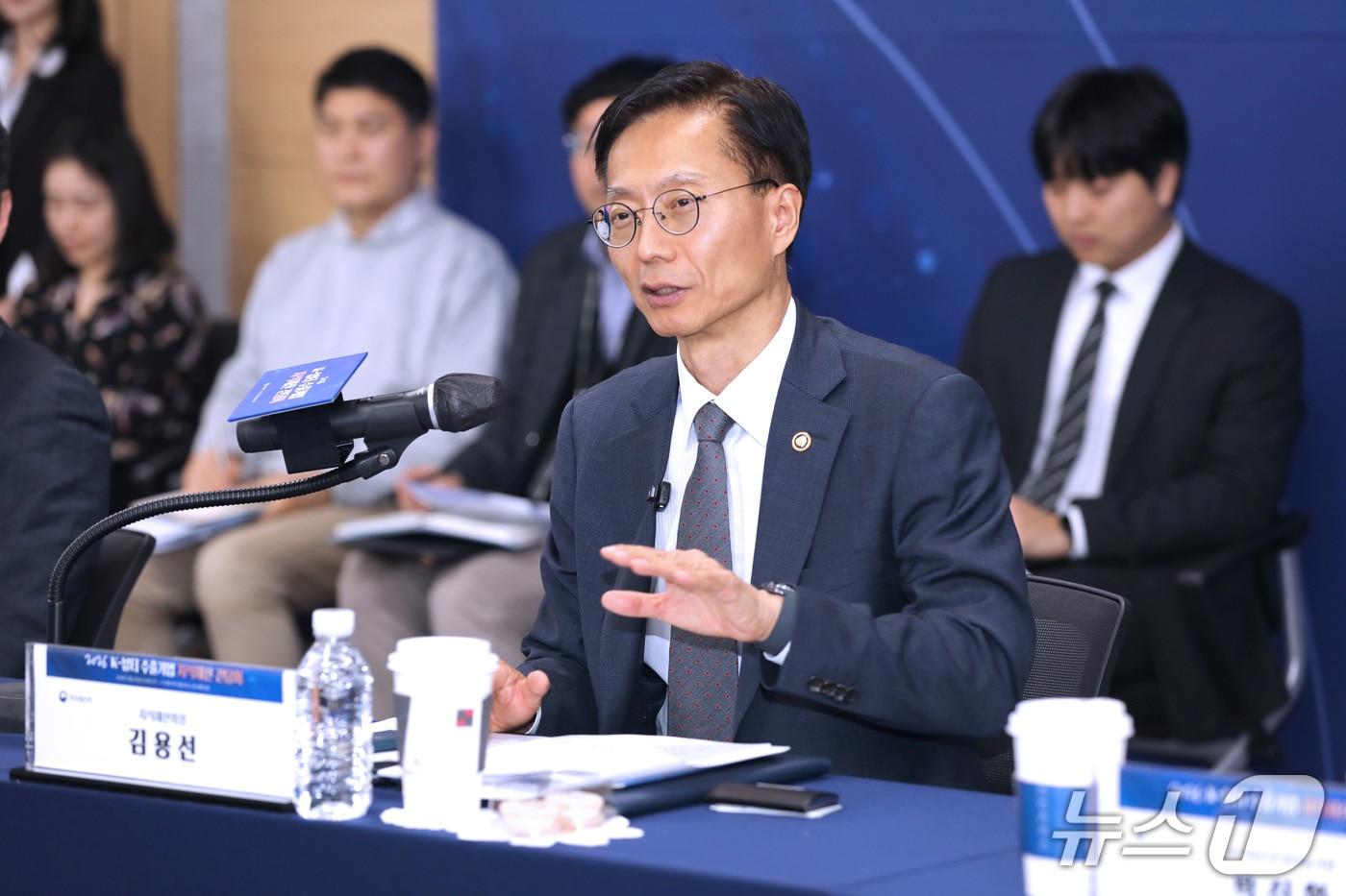 본문 이미지 - 김용선 지식재산처장이 ‘K-뷰티 수출기업 지식재산 간담회’에서 인사말을 하고 있다.(지식재산처 제공.재판매 및 DB금지)/뉴스1 