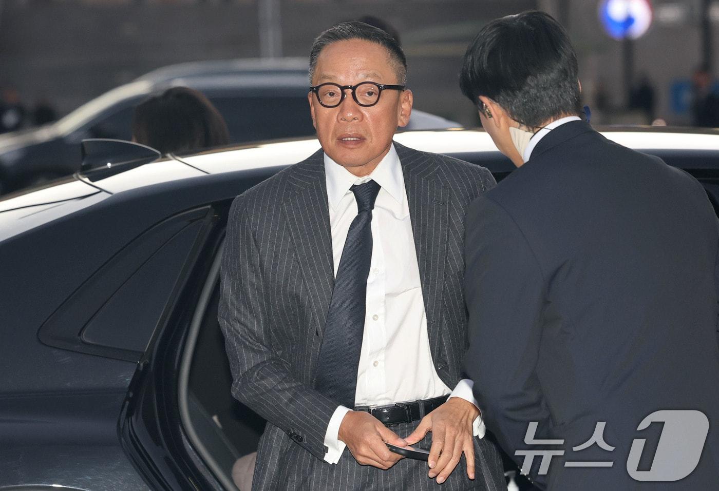 본문 이미지 - 정태영 현대카드 부회장이 25일 오후 서울 서초구 예술의전당 콘서트홀에서 열린 아산 정주영 서거 25주기 추모 음악회에 참석하고 있다. 2026.2.25 ⓒ 뉴스1 이광호 기자